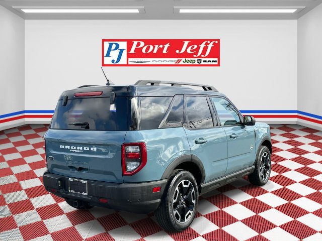 Used 2022 Ford Bronco Sport Outer Banks w/ Tech Package AWD/4WD image 4