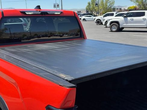 Used 2022 Toyota Tundra Limited AWD/4WD image 7