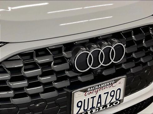 Certified 2025 Audi Q5 Premium Plus w/ Premium Plus AWD/4WD image 30