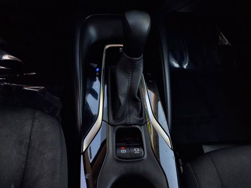 Used 2020 Toyota Corolla LE w/ Carpet Mat Package (TMS) image 10