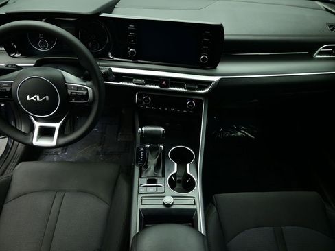 Used 2023 Kia K5 LXS image 6