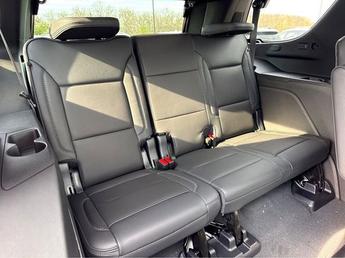 New 2026 GMC Yukon Denali image 7