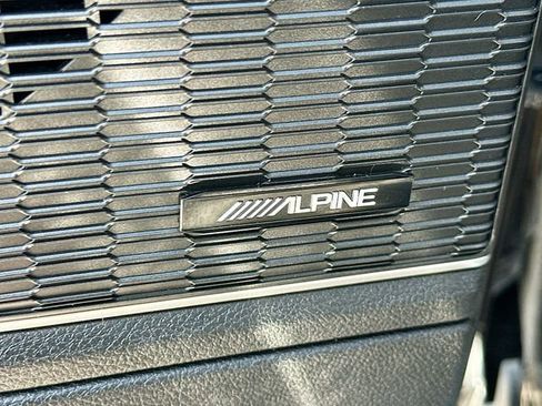 Used 2023 Jeep Grand Cherokee L Limited w/ Trailer Tow Group (B) AWD/4WD image 19