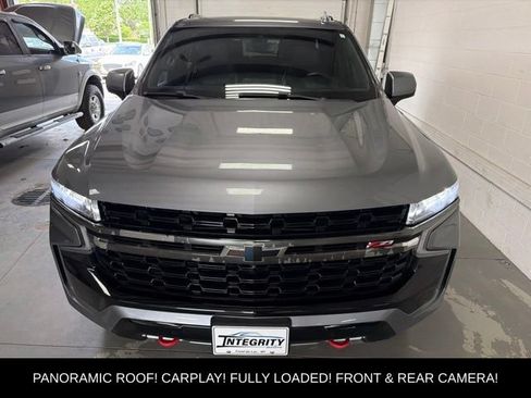 Used 2021 Chevrolet Tahoe Z71 w/ Z71 Signature Package AWD/4WD image 3