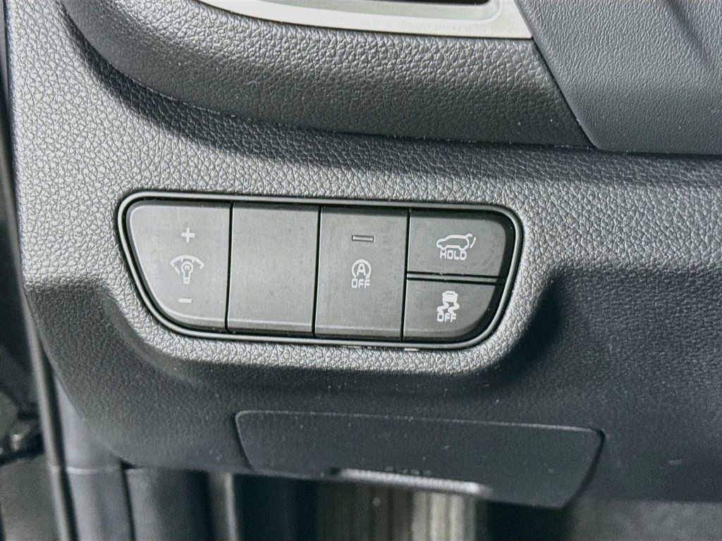 Used 2025 Kia Seltos EX AWD/4WD image 20
