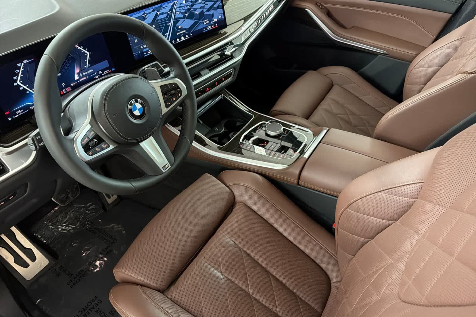 Used 2024 BMW X5 xDrive40i w/ M Sport Package AWD/4WD image 11