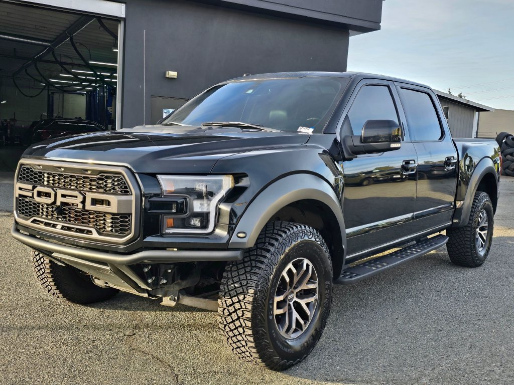 Used 2018 Ford F150 Raptor w/ Equipment Group 802A Luxury AWD/4WD image 4