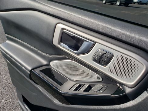 Used 2021 Ford Explorer ST w/ Equipment Group 401A AWD/4WD image 16