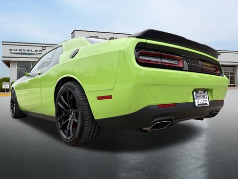 Used 2023 Dodge Challenger R/T w/ T/A Package image 13