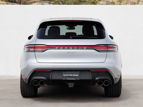 Certified 2026 Porsche Macan AWD/4WD image 6