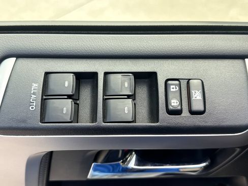 Used 2020 Toyota 4Runner SR5 Premium w/ Moonroof Package AWD/4WD image 14