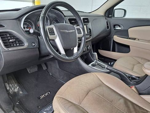 Used 2013 Chrysler 200 Limited w/ Sun/Sound Group FWD image 8