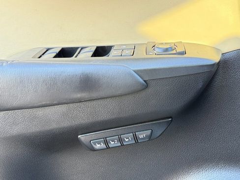 Used 2016 Lexus NX 300h AWD w/ Premium Package image 31