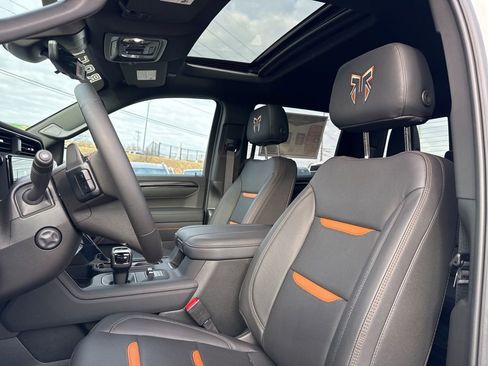 New 2025 GMC Sierra 1500 AT4 w/ AT4 Premium Package image 19