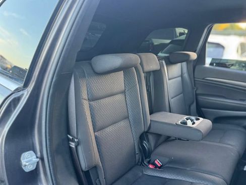 Used 2021 Jeep Grand Cherokee Laredo RWD image 13