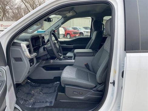 New 2026 Ford F350 XLT w/ XLT Premium Package AWD/4WD image 15