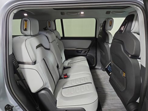 Used 2023 Rivian R1S Adventure AWD/4WD image 23