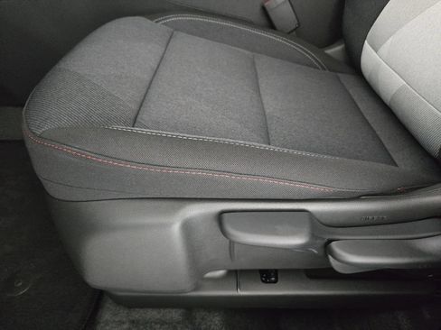 New 2026 Chevrolet Trax RS w/ Driver Confidence Package FWD image 25
