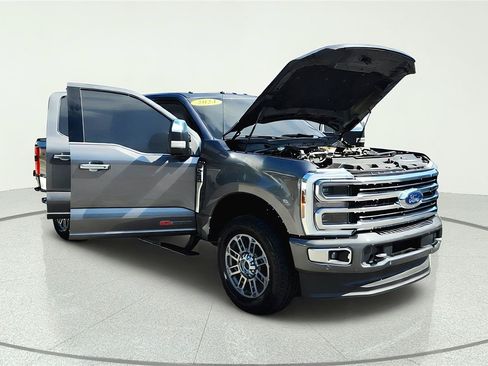 Used 2024 Ford F250 Limited w/ FX4 Off-Road Package AWD/4WD image 8
