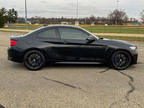 Used 2018 BMW M2 image 9