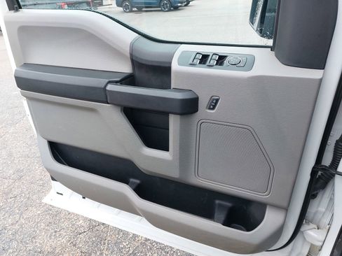 Used 2017 Ford F150 XL w/ Equipment Group 101A Mid image 27