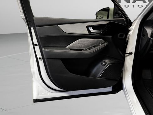 Certified 2023 Acura MDX FWD w/ Technology Package image 38