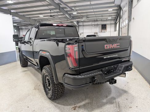 Used 2025 GMC Sierra 2500 AT4X w/ AT4X AEV Edition AWD/4WD image 5