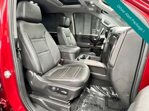 Used 2022 GMC Sierra 3500 Denali w/ Denali Ultimate Package AWD/4WD image 8