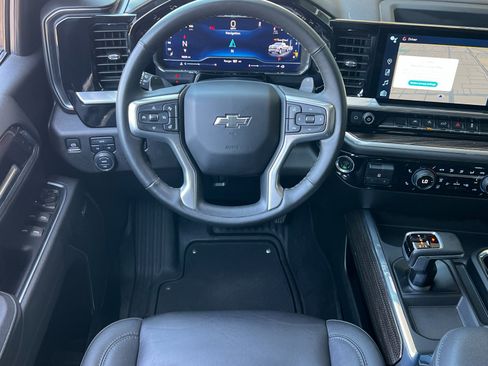 Used 2025 Chevrolet Silverado 1500 RST w/ Redline Edition AWD/4WD image 14