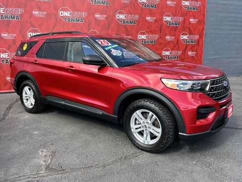 Used 2020 Ford Explorer XLT w/ Comfort Package AWD/4WD image 4