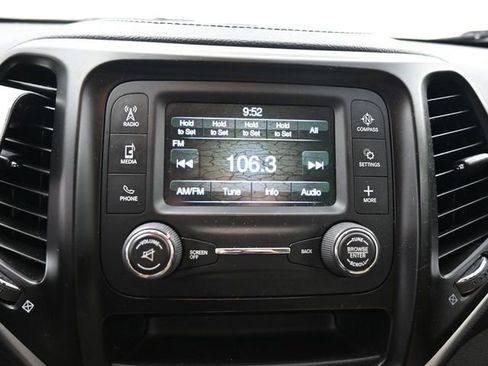 Used 2015 Jeep Cherokee Sport w/ Trailer Tow Group image 21