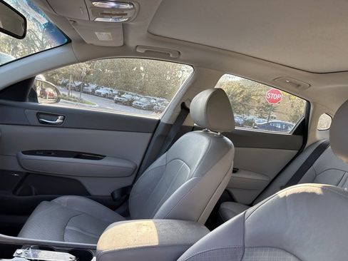 Used 2018 Kia Optima EX w/ Technology Package image 13