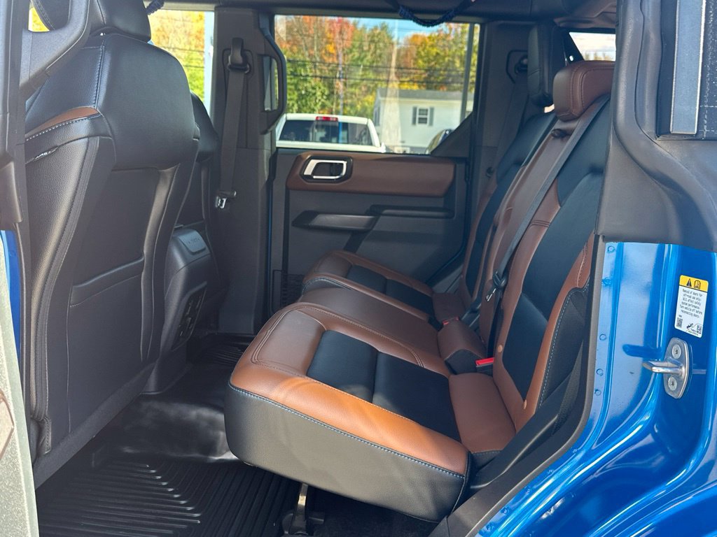 Used 2024 Ford Bronco Outer Banks w/ Sasquatch Package AWD/4WD image 31