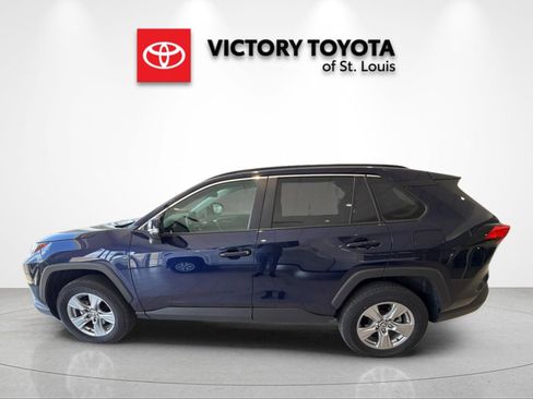 Used 2025 Toyota RAV4 XLE AWD/4WD image 6