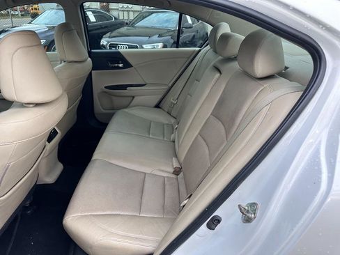 Used 2015 Honda Accord EX-L image 16