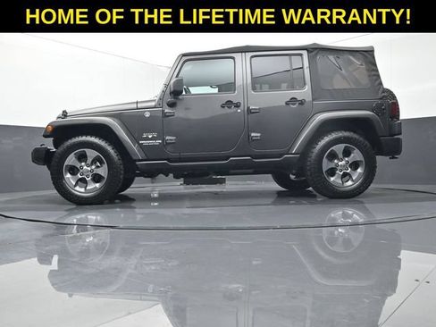 Used 2017 Jeep Wrangler Unlimited Sahara w/ Max Tow Package AWD/4WD image 50