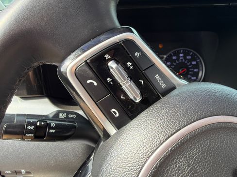 Used 2022 Kia Sorento SX AWD/4WD image 19