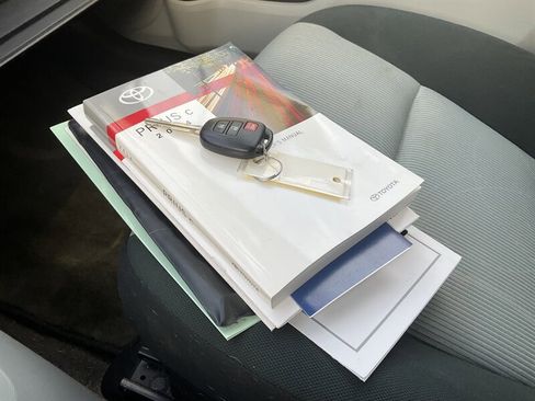 Used 2014 Toyota Prius C Two image 19