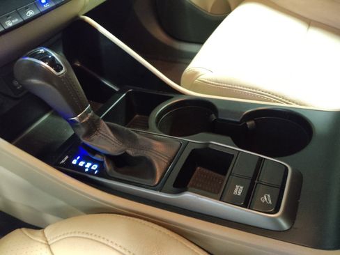 Used 2016 Hyundai Tucson Sport image 26