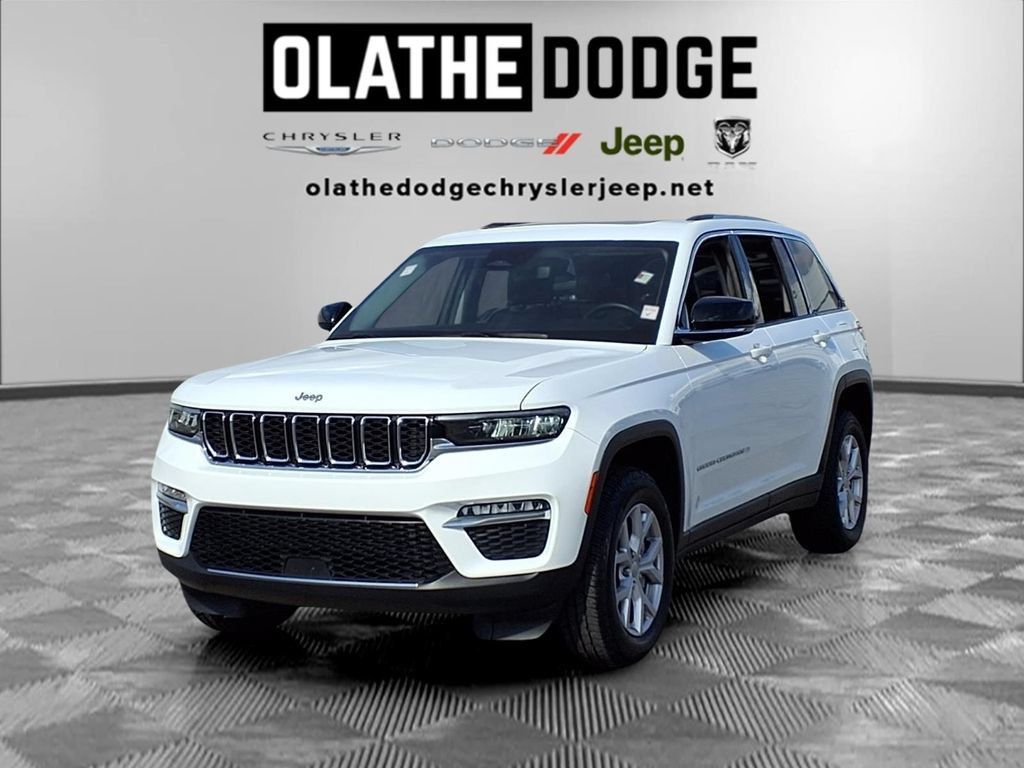 Used 2022 Jeep Grand Cherokee Limited AWD/4WD image 1