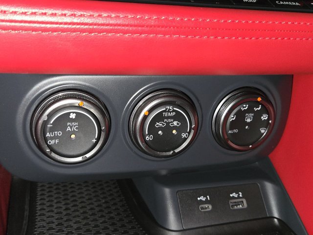 Used 2025 Nissan Z Performance w/ Floor Mat Package RWD image 19