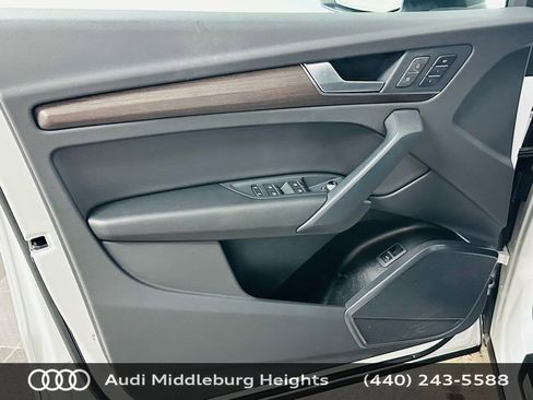Used 2023 Audi Q5 2.0T Premium w/ Convenience Package image 32