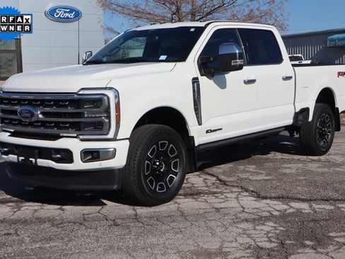 Used 2024 Ford F350 Platinum image 2