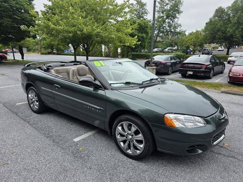 Used 2001 Chrysler Sebring LX FWD image 13