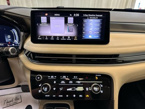 Used 2023 INFINITI QX60 Luxe w/ Performance Audio Package AWD/4WD image 6