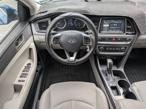 Used 2018 Hyundai Sonata SE image 15