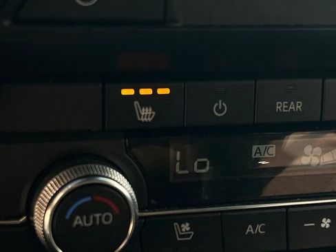 Used 2019 MAZDA CX-9 Signature image 40