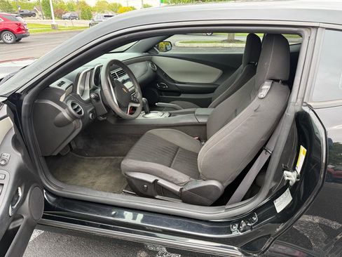 Used 2015 Chevrolet Camaro LS RWD image 9
