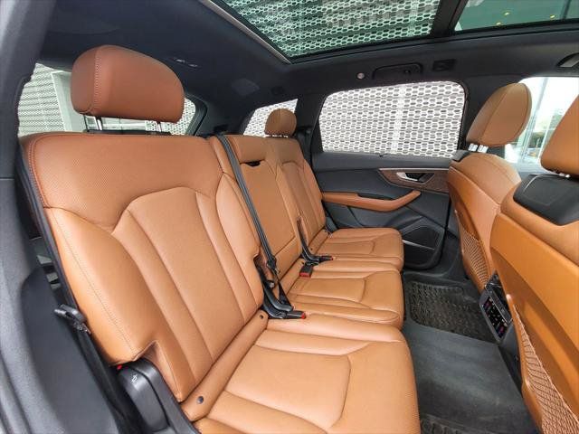Certified 2025 Audi Q7 3.0T Prestige AWD/4WD image 28