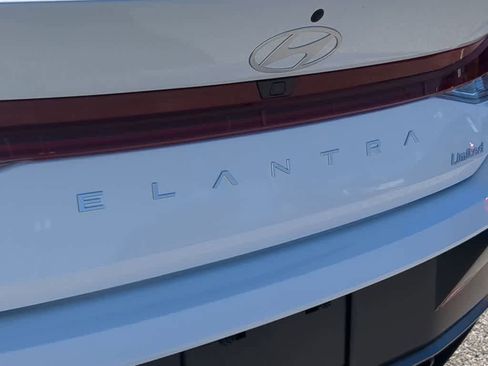 New 2026 Hyundai Elantra Limited FWD image 13